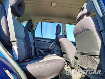 Zdjęcie 11 z 13 samochodu: 2004 TOYOTA RAV4 BASE VIN:JTEGD20V840040841 - miniatura
