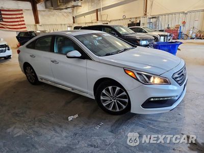 Czwarte zdjęcie samochodu z boku: 2016 HYUNDAI SONATA SPORT VIN:5NPE34AF9GH373610 - miniatura
