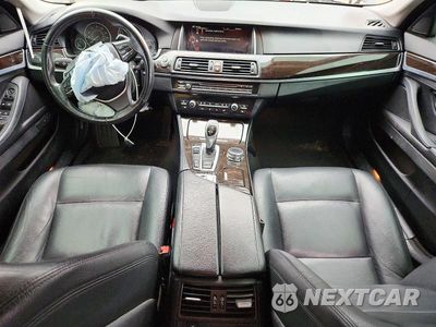 Zdjęcie 8 z 12 samochodu: 2016 BMW 528 XI VIN:WBA5A7C52GG149513 - miniatura