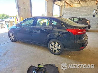 Drugie zdjęcie samochodu z przodu: 2016 FORD FOCUS S VIN:1FADP3E23GL405146 - miniatura