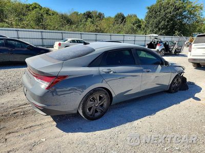 Trzecie zdjęcie samochodu z tyłu: 2021 HYUNDAI ELANTRA SEL VIN:KMHLS4AG8MU212701 - miniatura