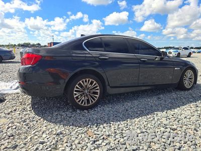 Trzecie zdjęcie samochodu z tyłu: 2012 BMW 528 I VIN:WBAXG5C5XCDW92227 - miniatura