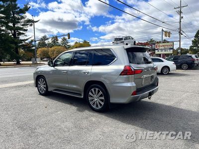 Trzecie zdjęcie samochodu z tyłu: 2016 LEXUS LX 570 VIN:JTJHY7AX3G4217039 - miniatura