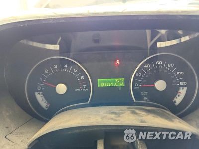 Zdjęcie 9 z 13 samochodu: 2008 FORD EXPLORER XLT VIN:1FMEU63E98UA65711 - miniatura