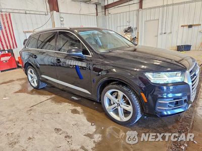 Czwarte zdjęcie samochodu z boku: 2019 AUDI Q7 PRESTIGE VIN:WA1VAAF70KD019909 - miniatura