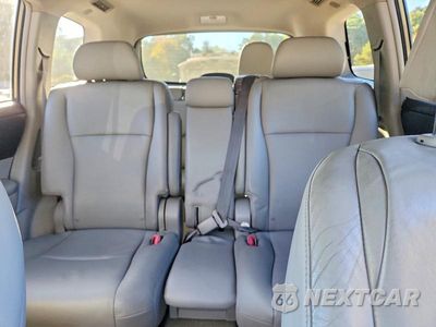 Zdjęcie 10 z 14 samochodu: 2008 TOYOTA HIGHLANDER HYBRID LIMITED VIN:JTEEW44A082015415 - miniatura
