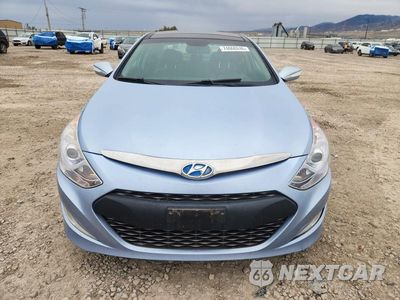 Piąte zdjęcie samochodu w środku: 2015 HYUNDAI SONATA HYBRID LIMITED VIN:KMHEC4A45FA118968 - miniatura