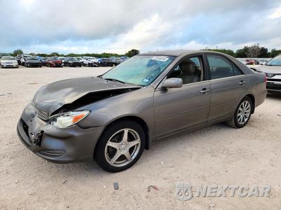 2003 TOYOTA CAMRY LE 4T1BE32K13U671311 - główne zdjęcie licytacji z USA - miniatura