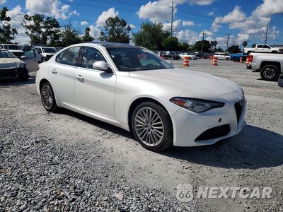 Czwarte zdjęcie samochodu z boku: 2017 ALFA ROMEO GIULIA TI Q4 VIN:ZARFAEEN4H7545846 - miniatura