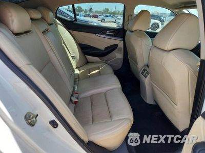 Zdjęcie 10 z 12 samochodu: 2017 NISSAN MAXIMA 3.5 SV VIN:1N4AA6AP7HC391082 - miniatura