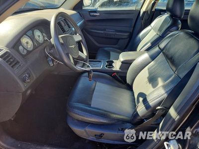 Zdjęcie 7 z 12 samochodu: 2008 CHRYSLER 300 LX VIN:2C3KA43R18H123275 - miniatura