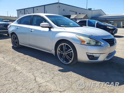 Czwarte zdjęcie samochodu z boku: 2013 NISSAN ALTIMA 2.5 VIN:1N4AL3AP7DN491481 - miniatura