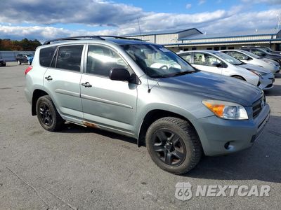 Czwarte zdjęcie samochodu z boku: 2007 TOYOTA RAV4 BASE VIN:JTMBK33V375032353 - miniatura