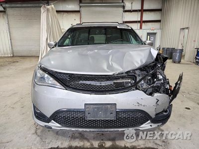 Piąte zdjęcie samochodu w środku: 2019 CHRYSLER PACIFICA TOURING L VIN:2C4RC1BG2KR575644 - miniatura