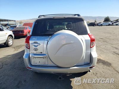 Zdjęcie 6 z 13 samochodu: 2007 TOYOTA RAV4 LIMITED VIN:JTMZK31V875008308 - miniatura