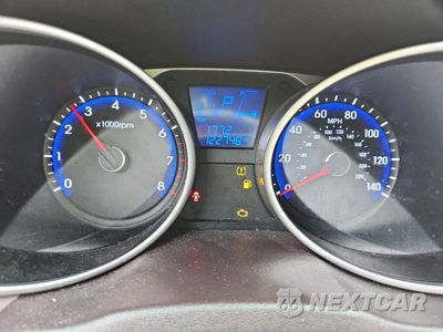Zdjęcie 9 z 13 samochodu: 2015 HYUNDAI TUCSON GLS VIN:KM8JTCAF7FU051217 - miniatura