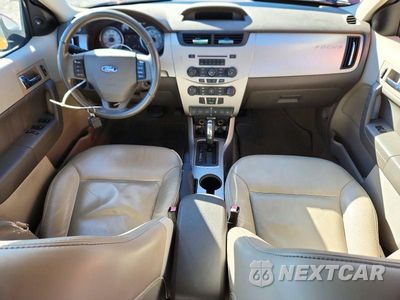 Zdjęcie 8 z 12 samochodu: 2010 FORD FOCUS SEL VIN:1FAHP3HN2AW156626 - miniatura