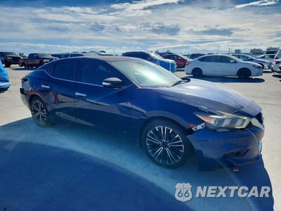 Czwarte zdjęcie samochodu z boku: 2017 NISSAN MAXIMA PLATINUM VIN:1N4AA6AP9HC398017 - miniatura