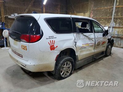 Trzecie zdjęcie samochodu z tyłu: 2023 CHRYSLER VOYAGER LX VIN:2C4RC1CG0PR587796 - miniatura
