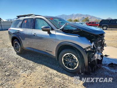 Czwarte zdjęcie samochodu z boku: 2025 NISSAN PATHFINDER ROCK CREEK VIN:5N1DR3BD9SC202468 - miniatura