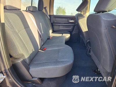 Zdjęcie 10 z 12 samochodu: 2019 RAM 3500 TRADESMAN VIN:3C63R3GL3KG711122 - miniatura