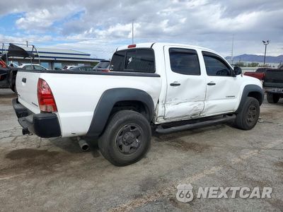 Trzecie zdjęcie samochodu z tyłu: 2013 TOYOTA TACOMA DOUBLE CAB VIN:5TFJX4GN9DX016302 - miniatura