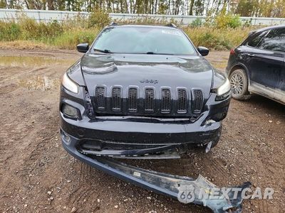 Piąte zdjęcie samochodu w środku: 2016 JEEP CHEROKEE LATITUDE VIN:1C4PJMCB3GW118857 - miniatura