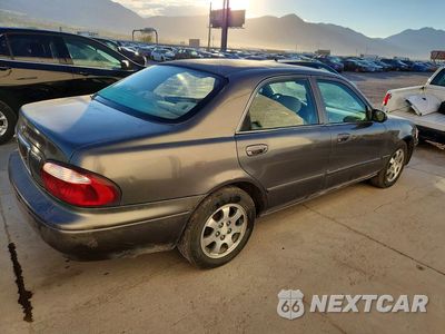 Trzecie zdjęcie samochodu z tyłu: 2001 MAZDA 626 ES VIN:1YVGF22C115242164 - miniatura