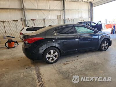 Trzecie zdjęcie samochodu z tyłu: 2013 HYUNDAI ELANTRA GLS VIN:5NPDH4AE0DH384351 - miniatura