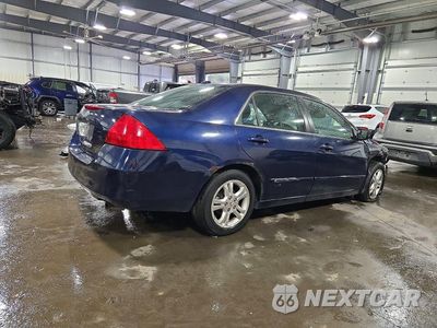Trzecie zdjęcie samochodu z tyłu: 2007 HONDA ACCORD EX VIN:1HGCM56847A158472 - miniatura
