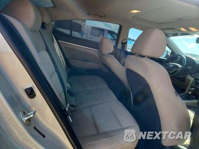 Zdjęcie 10 z 12 samochodu: 2018 HYUNDAI ELANTRA VALUE EDITION VIN:5NPD84LF0JH291587 - miniatura