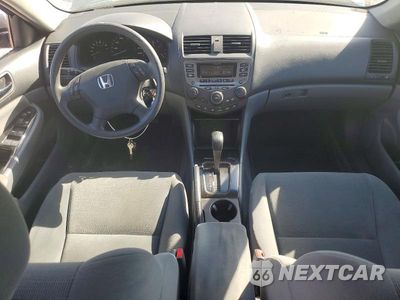 Zdjęcie 8 z 12 samochodu: 2007 HONDA ACCORD SE VIN:1HGCM56327A182628 - miniatura