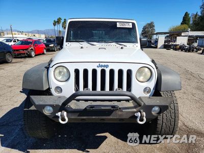 Piąte zdjęcie samochodu w środku: 2014 JEEP WRANGLER UNLIMITED SPORT VIN:1C4BJWDG2EL317476 - miniatura