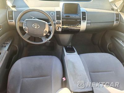 Zdjęcie 8 z 12 samochodu: 2007 TOYOTA PRIUS TOURING VIN:JTDKB20U473229467 - miniatura