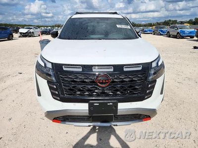 Piąte zdjęcie samochodu w środku: 2026 NISSAN PATHFINDER ROCK CREEK VIN:5N1DR3BT2TC270782 - miniatura