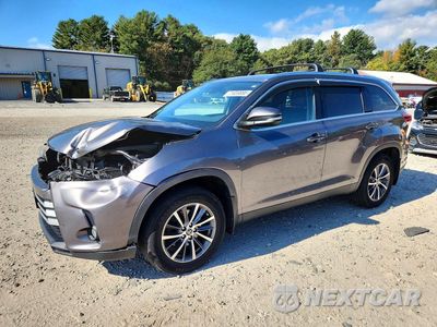 2019 TOYOTA HIGHLANDER XLE 5TDJZRFH4KS623472 - główne zdjęcie licytacji z USA - miniatura