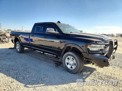 Czwarte zdjęcie samochodu z boku: 2019 RAM 2500 LARAMIE VIN:3C6UR5KL6KG624550 - miniatura