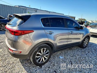 Trzecie zdjęcie samochodu z tyłu: 2017 KIA SPORTAGE EX VIN:KNDPN3AC5H7032262 - miniatura