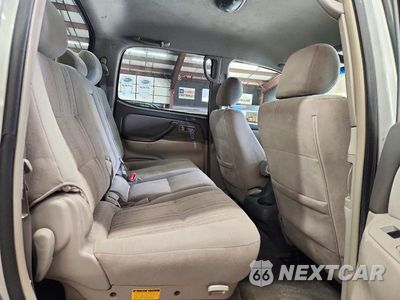 Zdjęcie 10 z 12 samochodu: 2006 TOYOTA TUNDRA DOUBLE CAB SR5 VIN:5TBDT44126S502624 - miniatura