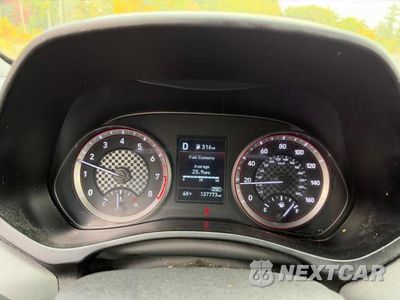Zdjęcie 8 z 10 samochodu: 2019 HYUNDAI VELOSTER 2.0L VIN:KMHTG6AF9KU010676 - miniatura