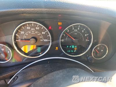 Zdjęcie 9 z 13 samochodu: 2012 JEEP WRANGLER UNLIMITED SAHARA VIN:1C4BJWEG9CL133325 - miniatura