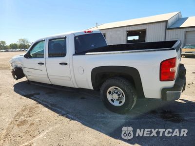 Drugie zdjęcie samochodu z przodu: 2008 CHEVROLET SILVERADO K2500 HEAVY DUTY VIN:1GCHK23KX8F210636 - miniatura