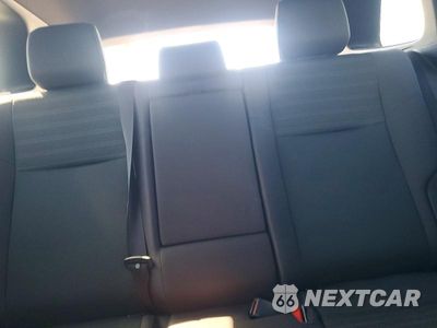 Zdjęcie 10 z 14 samochodu: 2026 TOYOTA RAV4 PLUG-IN HYBRID SE VIN:JTM7ERAV1TJ015507 - miniatura