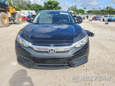 Piąte zdjęcie samochodu w środku: 2018 HONDA CIVIC LX VIN:2HGFC2F52JH608228 - miniatura