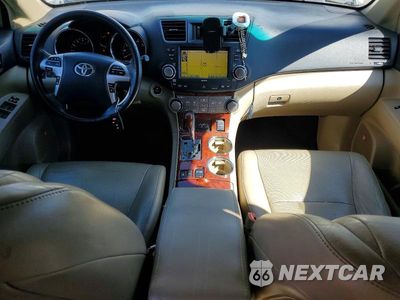 Zdjęcie 8 z 13 samochodu: 2012 TOYOTA HIGHLANDER LIMITED VIN:5TDDK3EH7CS166139 - miniatura