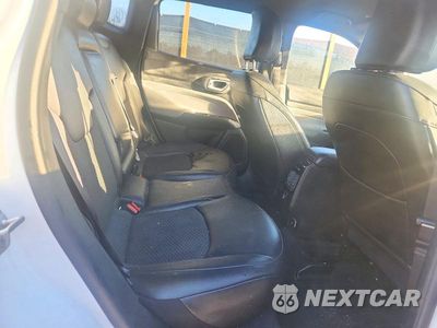 Zdjęcie 11 z 14 samochodu: 2025 JEEP COMPASS LATITUDE VIN:3C4NJDBN9ST562021 - miniatura