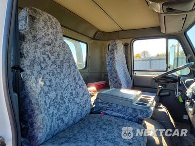 Zdjęcie 11 z 13 samochodu: 2006 NISSAN DIESEL UD1800 VIN:JNAMA80H26AF55107 - miniatura
