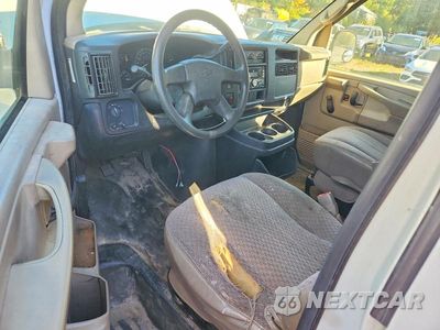Zdjęcie 8 z 12 samochodu: 2006 CHEVROLET EXPRESS G2500 VIN:1GCGG25V261187190 - miniatura