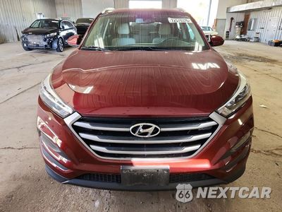 Piąte zdjęcie samochodu w środku: 2017 HYUNDAI TUCSON SE VIN:KM8J3CA4XHU278886 - miniatura