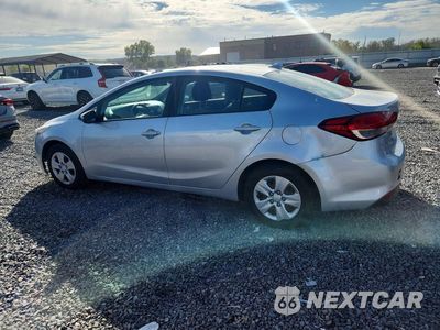 Drugie zdjęcie samochodu z przodu: 2017 KIA FORTE LX VIN:3KPFK4A77HE027061 - miniatura